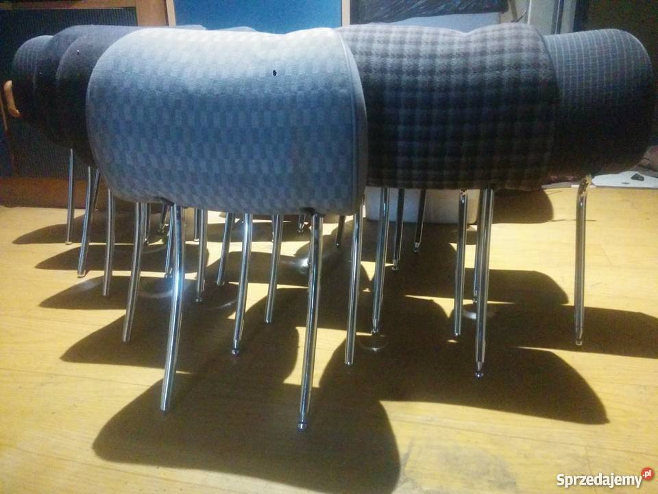 Mercedes 190 zagówki tylnej kanapy zagłówek Wyposażenie wnętrza