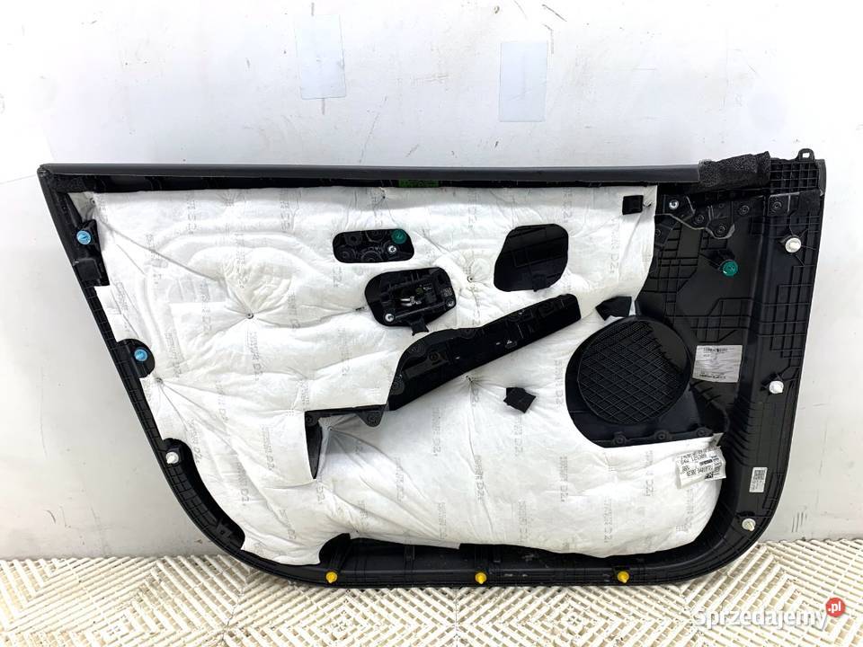 BOCZEK DRZWI PRAWY PRZÓD HYUNDAI i30 Kombi osobowe