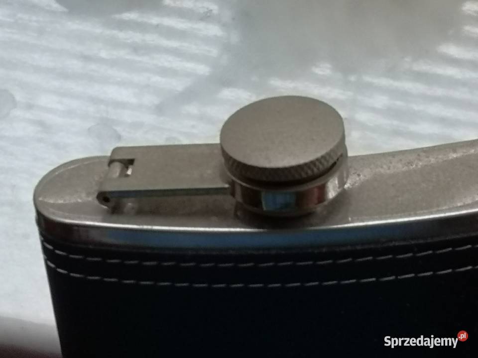 Piersiówka Corvette Kętrzyn