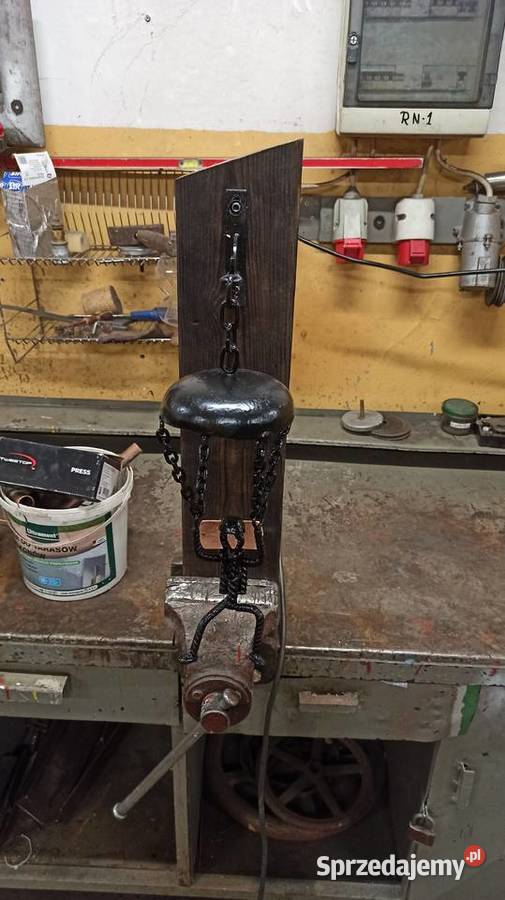 Spadochroniarz Świebodzice