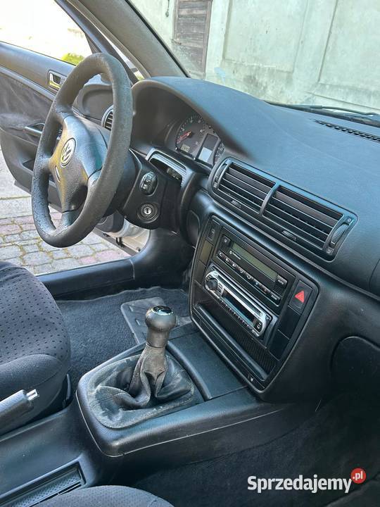 Volkswagen Passat B5 19 TDI 110 Climatronic Hak Volkswagen Pełczanka