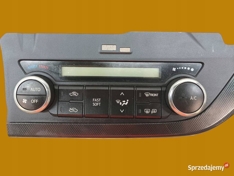 PANEL NAWIEWU 5590002390 6993L37B Toyota Auris