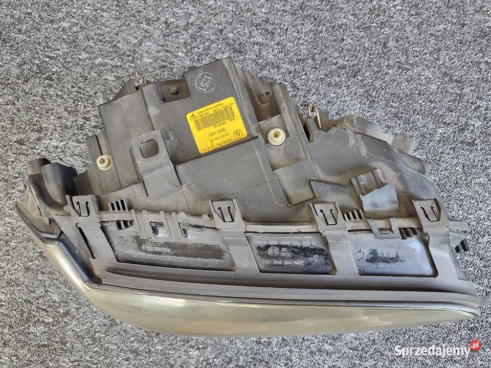 Reflektor BMW X3 E83 EU lampa halogenowa prawa Kielcza