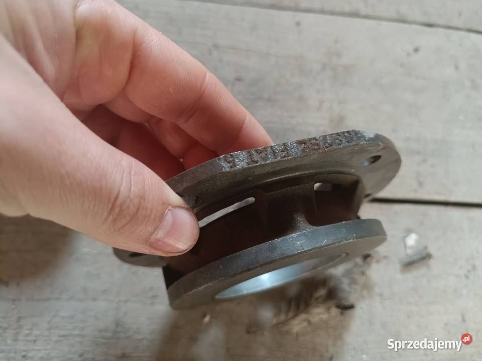 FIAT 126p panewka główna wał Nominał używane osobowe Bielsko-Biała