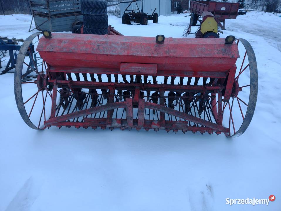 Siewnik zbożowy 19 lejkowy Spławy Pierwsze