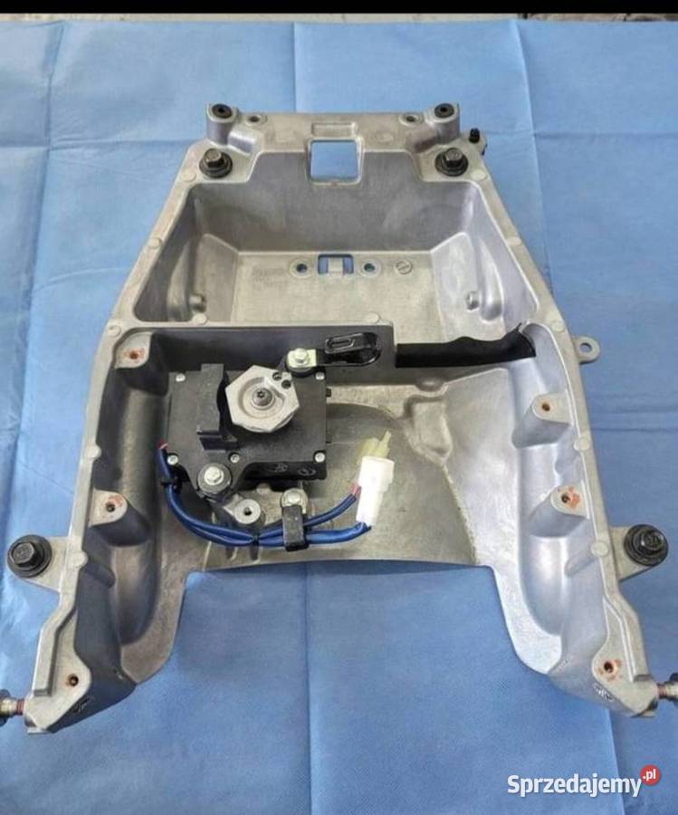 Kawasaki H2 SX H2SX 2020 STELAŻ TYŁ MOCOWANIE sprzedam