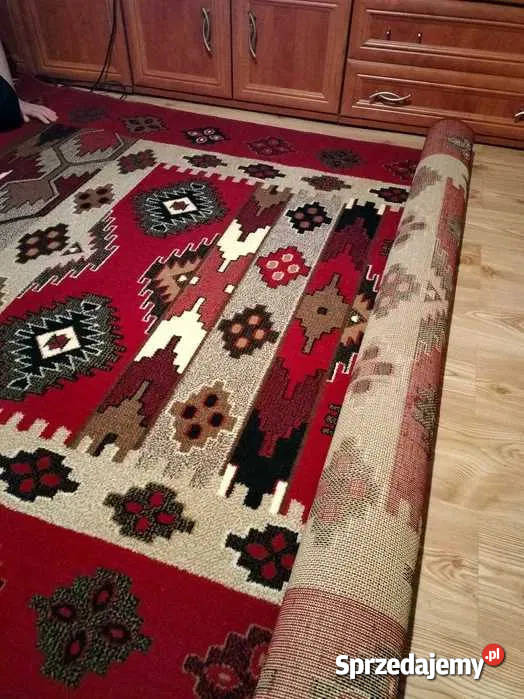 Dywan duży wym dł 260 szer 180 okazja NIE Żnin