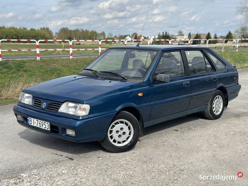 Polonez Caro Plus 16 benz Lpg STAG Wspomaganie nieuszkodzony Masłowo