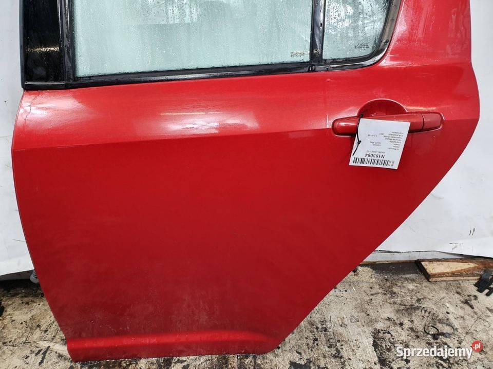 DRZWI LEWE TYŁ SUZUKI SWIFT MK6 osobowe Pozostałe Lipno