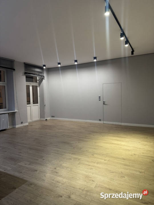 Przestronne puste mieszkanie 82 m w centrum Białystok