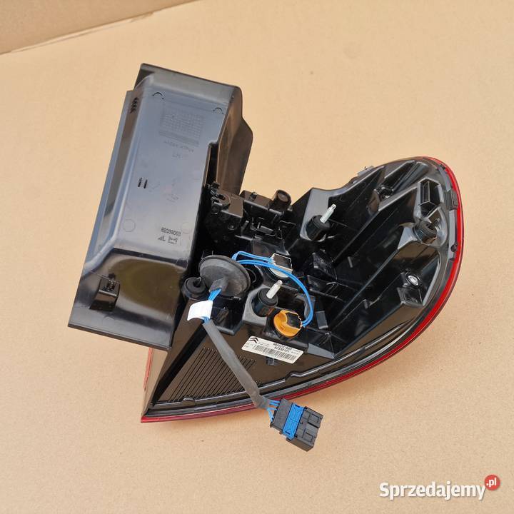 CITROEN C5 AIRCROSS LIFT LAMPA TYŁ LEWA 82330101 lubuskie Bieleń