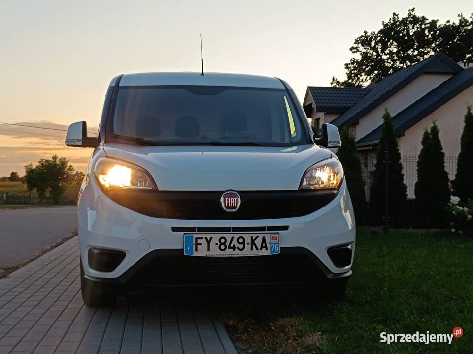 Fiat Doblo maxi 2021 mały przebieg MP3 Tomaszewo
