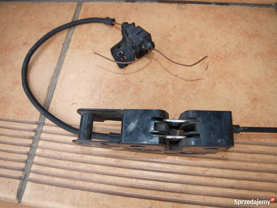 VW Golf 5 Touran zamek maski 2003 2010r Kalisz