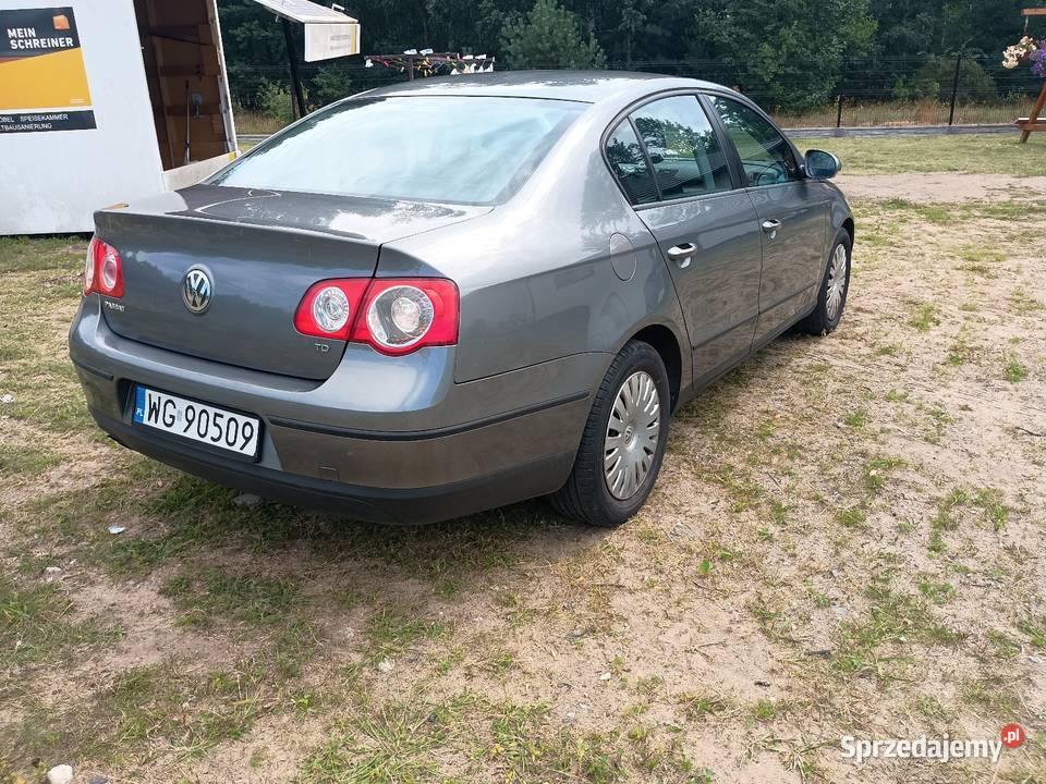 Volkswagen Passat B6 19 TDI 105 2007r 382000km