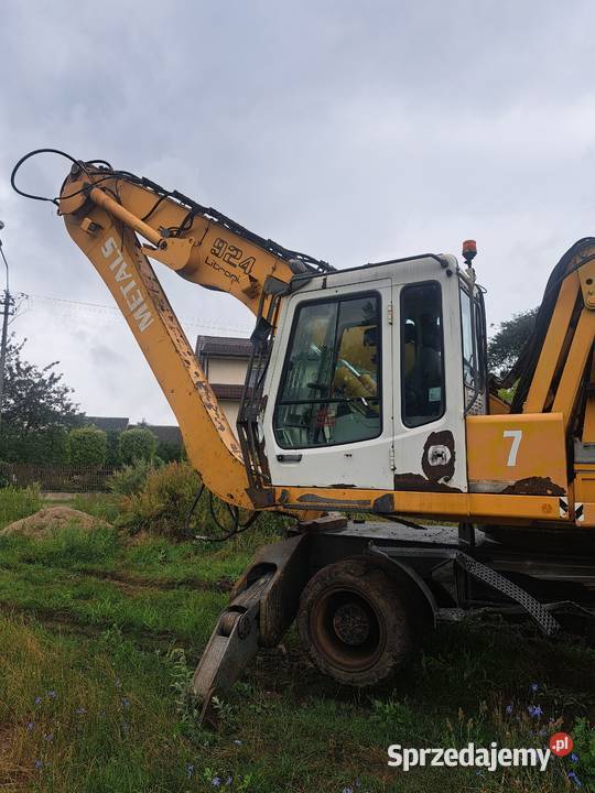 Koparka Liebherr 924 B przeładunkowa do złomu Białystok