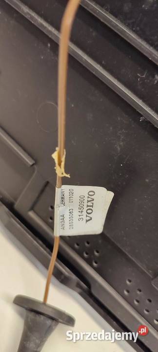 VOLVO XC40 SPOILER LOTKA KLAPY BAGAŻNIKA 717 osobowe sprzedam