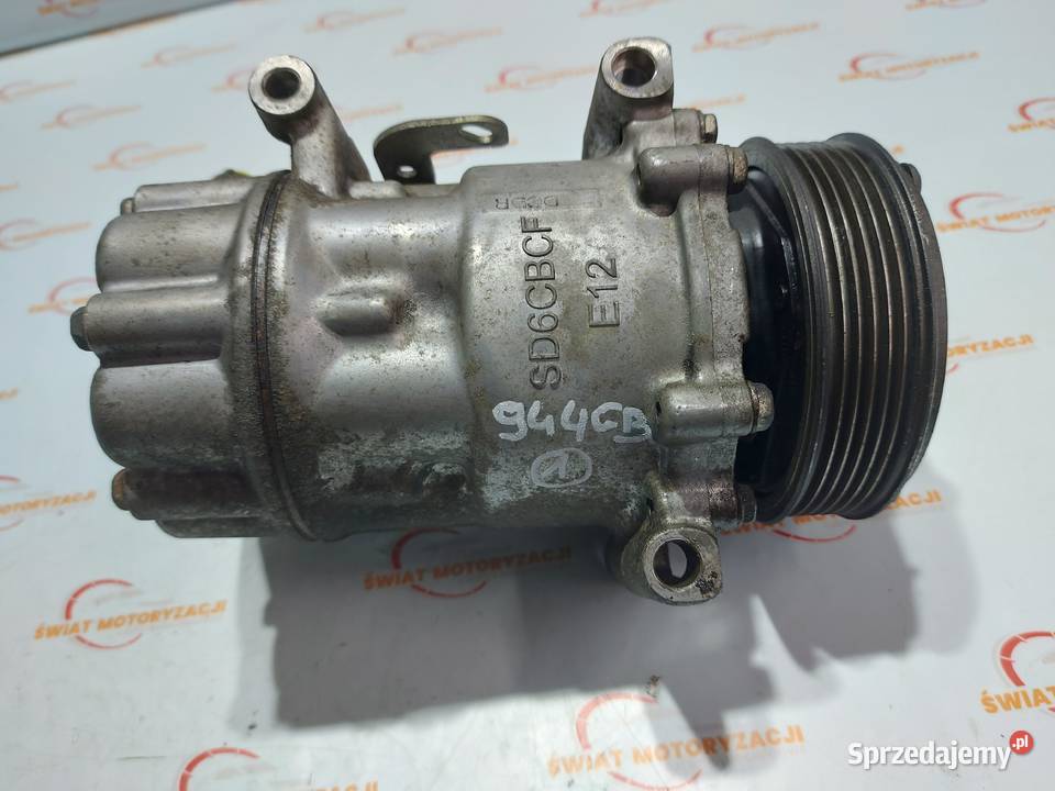 CITROEN DS4 20 HDI TDCI RH02 10DYZE 11r osobowe Kielce