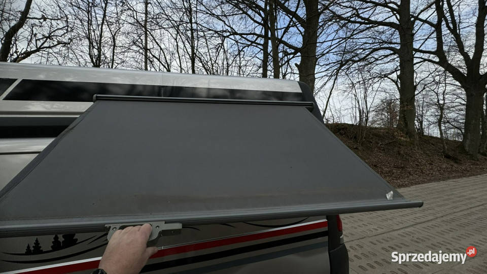 Renault Trafic long Kamper 20dci łóżko lodówka Gdańsk