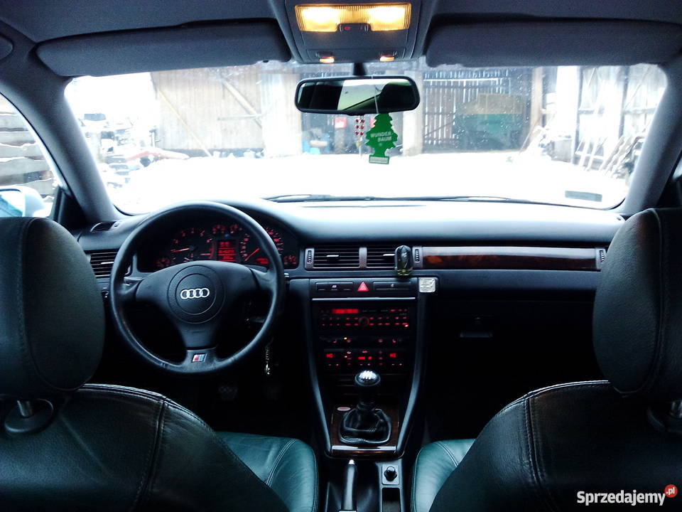 Audi A6 c5 28v6 radio / CD Zwoleń