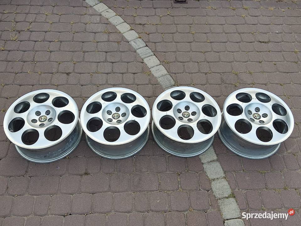 Felgi aluminiowe Alfa Romeo 16 65Jx16H2 ET415 aluminiowe Samochodowe Radom