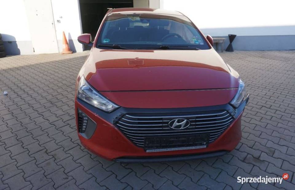 Niski przebieg Hybryda Plugin Poznań sprzedam