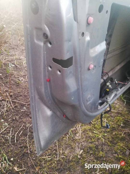 Nissan Primera drzwi przednie lewe lakier kyo g Ostrów Wielkopolski sprzedam