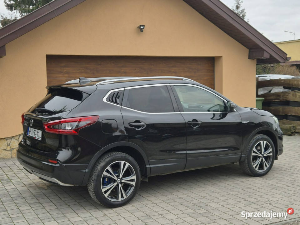 Nissan Qashqai 2017r Lift 16B 163 FullBiledy asystent pasa ruchu Radom sprzedam
