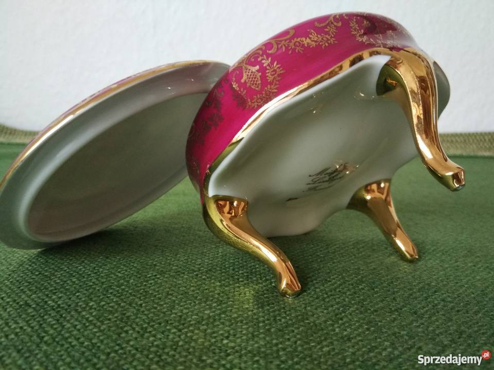 Porcelana francuska sygnowane puzderko na małopolskie Ropa