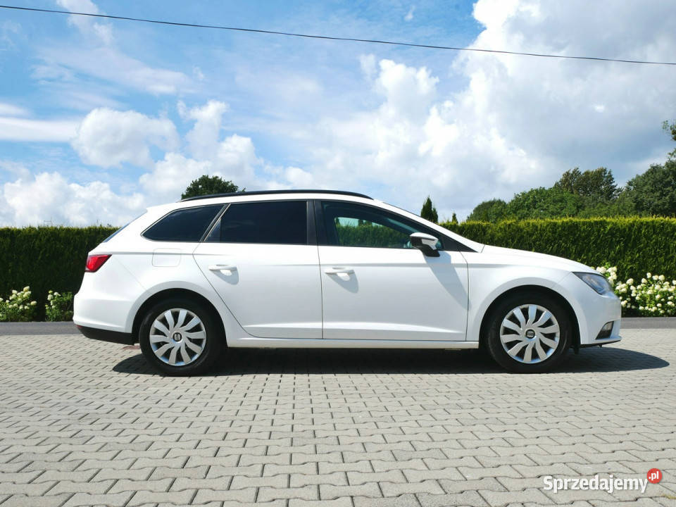 Seat Leon 12TSI 105 Eu5 ST Refer Kombi Salon nieuszkodzony Goczałkowice-Zdrój