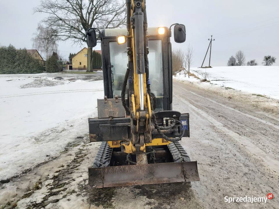 Minikoparka Cat 3018C prod 2006 Rok produkcji 2006 Jabłonowo Pomorskie sprzedam