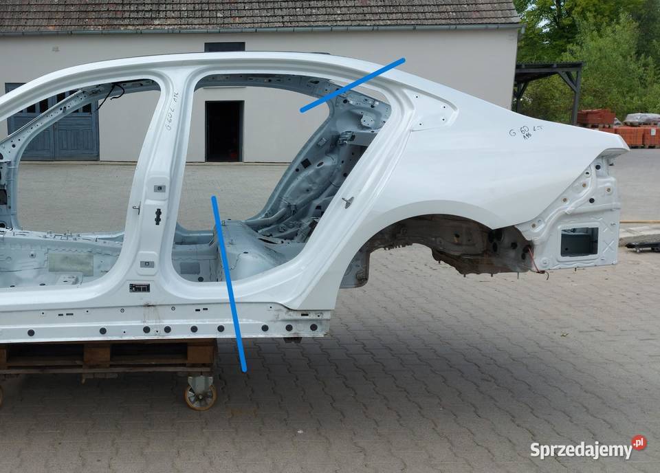 BMW 5 G60 530E xdrive Błotnik ćwiartka tył lewy osobowe