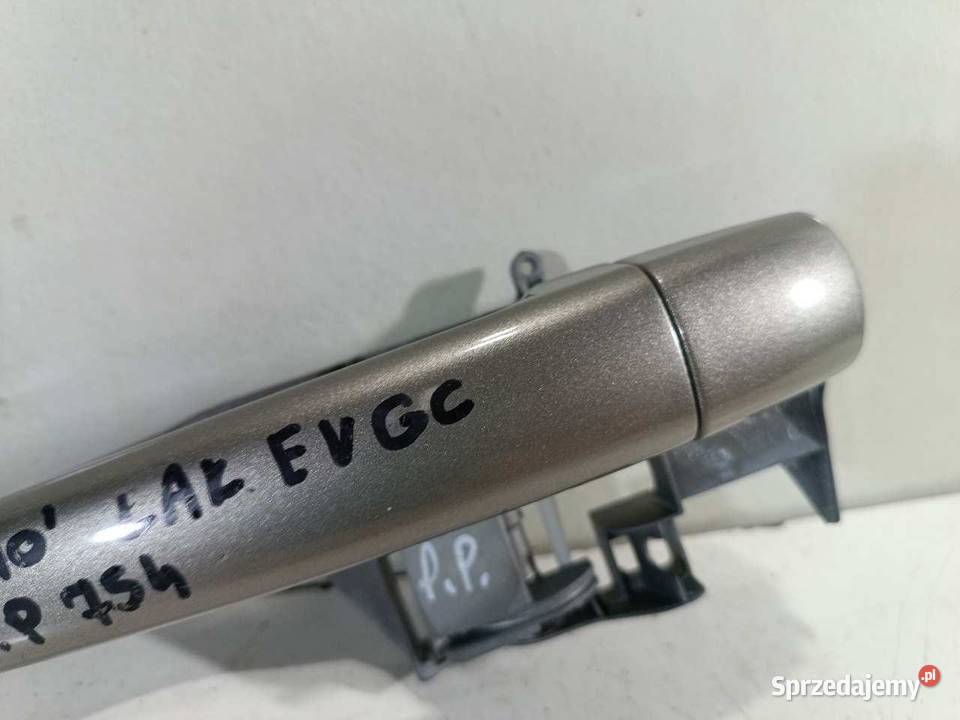 KLAMKA DRZWI PRAWY PRZÓD EVGC PEUGEOT 3008 sprzedam