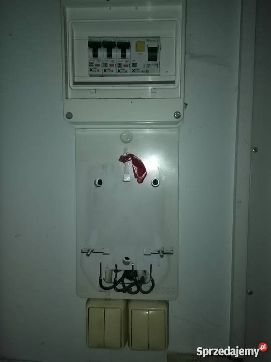 KIOSK RUCHU PAWILON HANDLOWY STRÓŻÓWKA Sklep mazowieckie