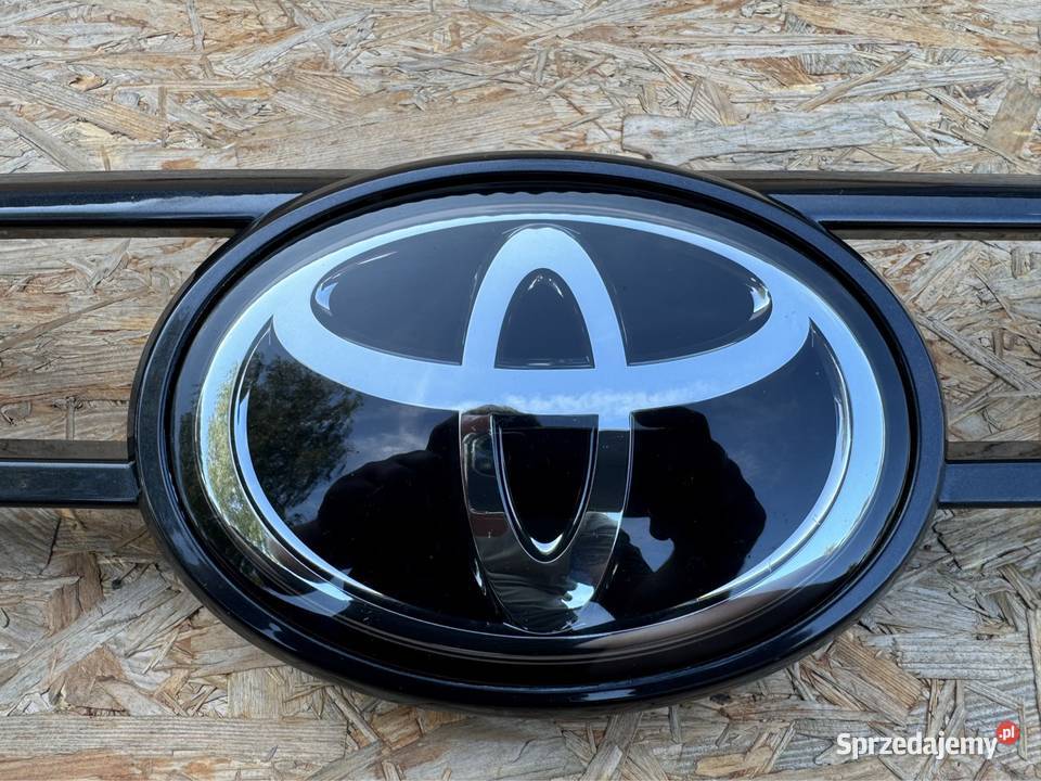 Znaczek Logo ramka listwa grilla Toyota hilux IX wielkopolskie Sieraków sprzedam