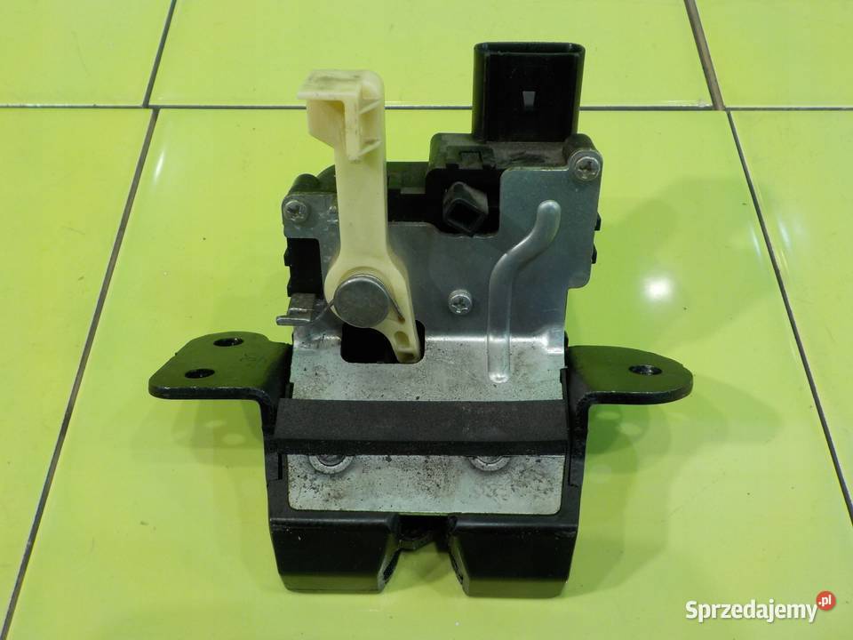 KIA NIRO I 16 GDI aut 19r KOMBI zamek klapy tyl Suków