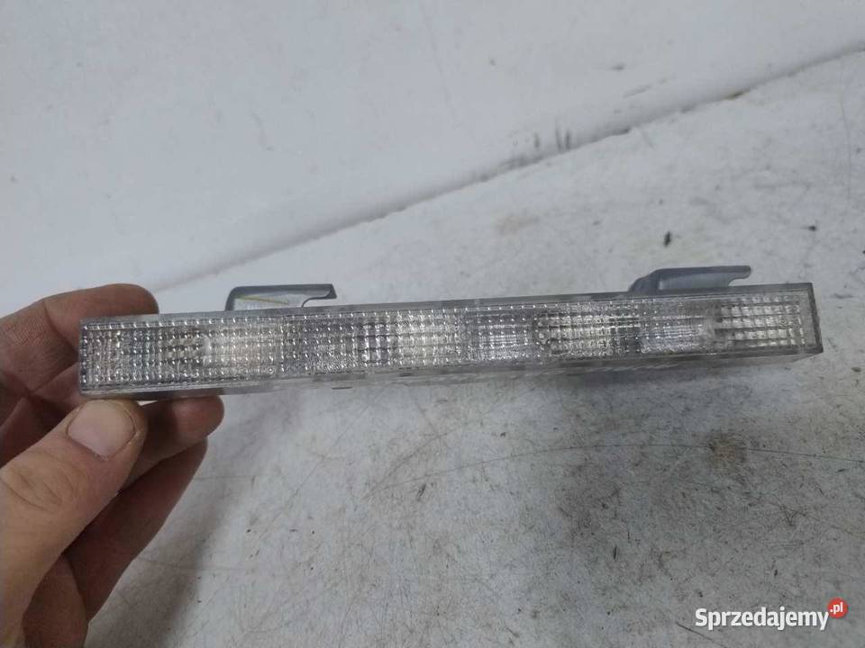 ŚWIATŁO STOP STOPU TOYOTA AURIS 0609