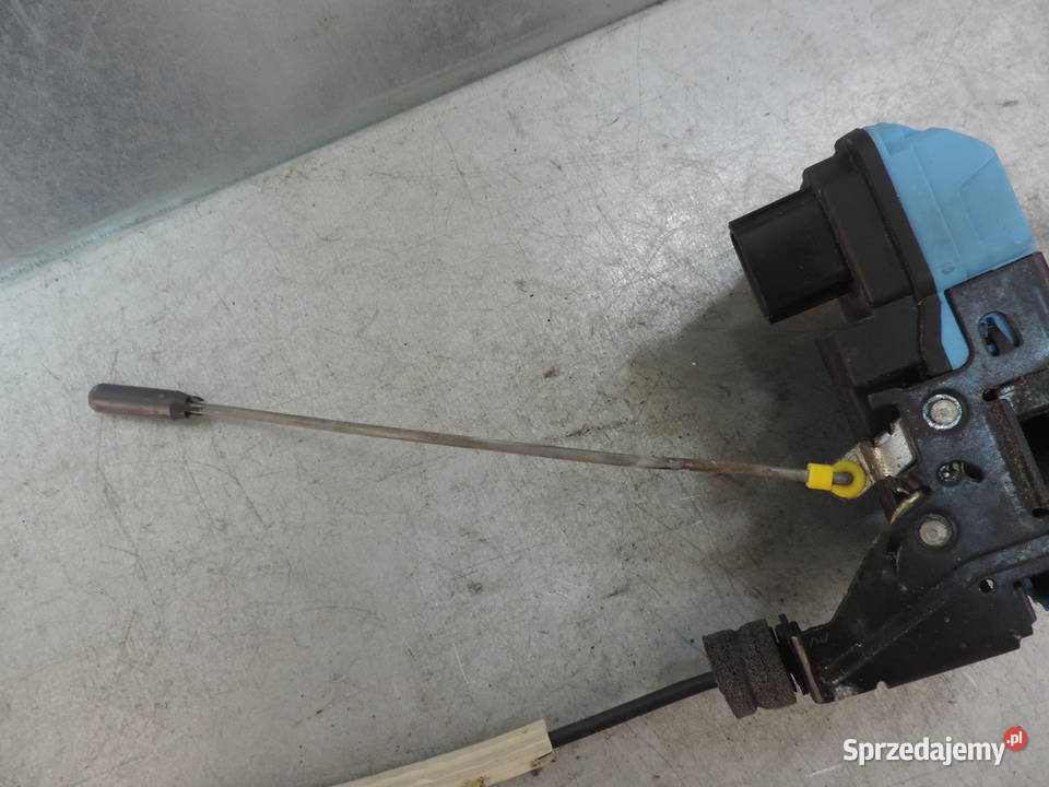 ZAMEK DRZWI PRAWY PRZEÓD VOLVO S60 30634616 Karoseria Nowy Sącz