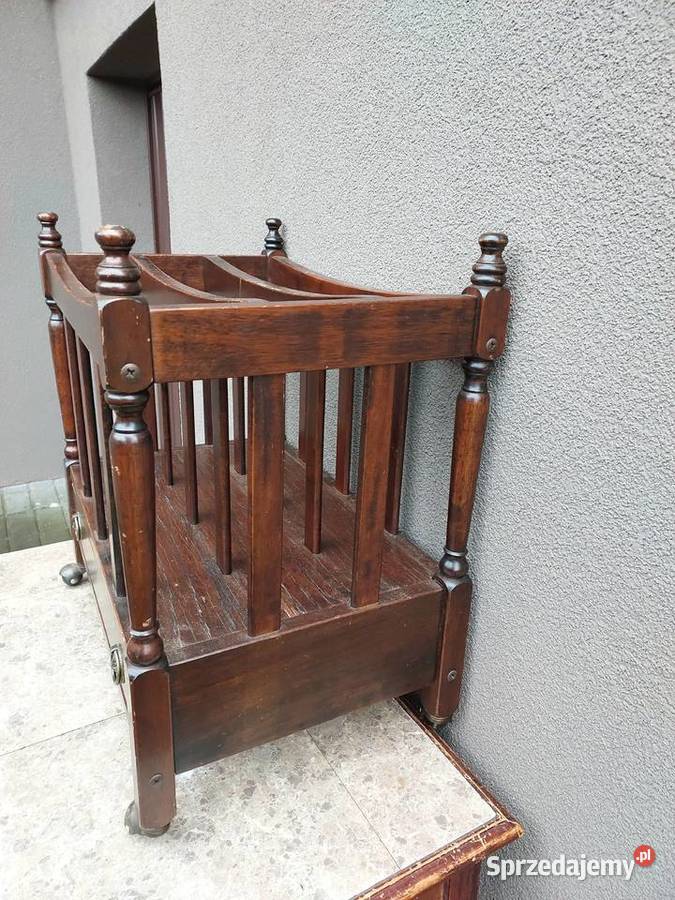 Stary stojak na czasopisma gazetnik stylizowany pomorskie Tczew