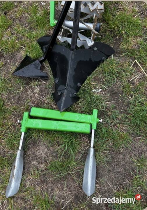 Pielnikoobsypnik Bomet P 4752 3sekcyjny z