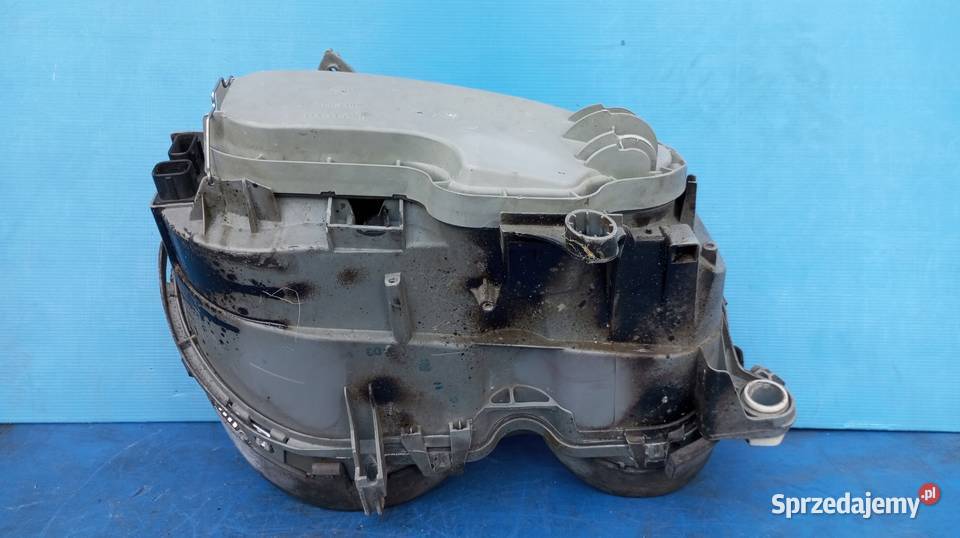 LAMPA REFLEKTOR LEWY PRZÓD EU MERCEDES E KLASA Nowy Tomyśl