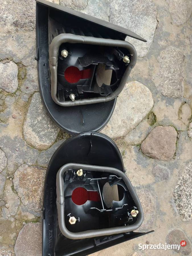 Komplet nowych lamp tylnych RENAULT MEGANE Sędziejowice