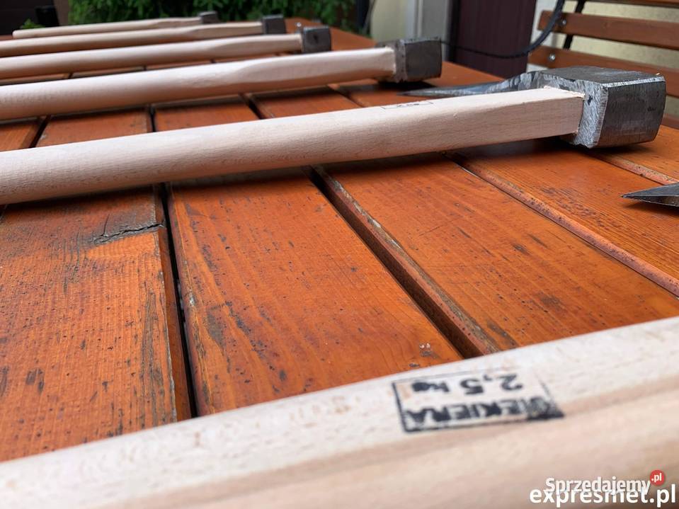 SIEKIERA RĘCZNIE KUTA POLSKA 225 Różne rodzaje