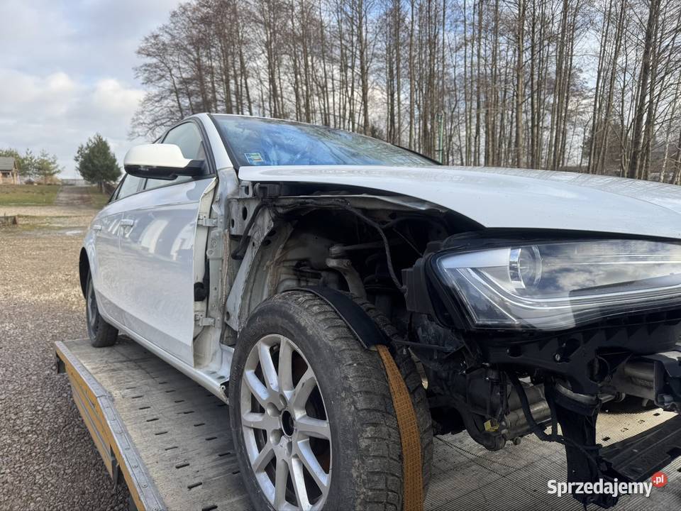 Błotnik prawy tył audi a4 b8 lift sedan
