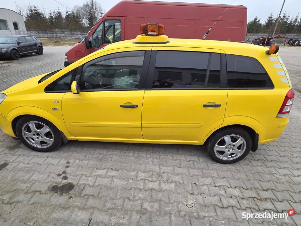 Opel Zafira pomoc drogowa auto serwisowe Rok produkcji 2008 Piotrków Trybunalski