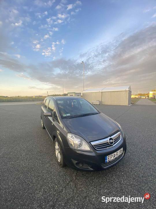 Opel Zafira b 18gaz 140KM Konstantynów Łódzki