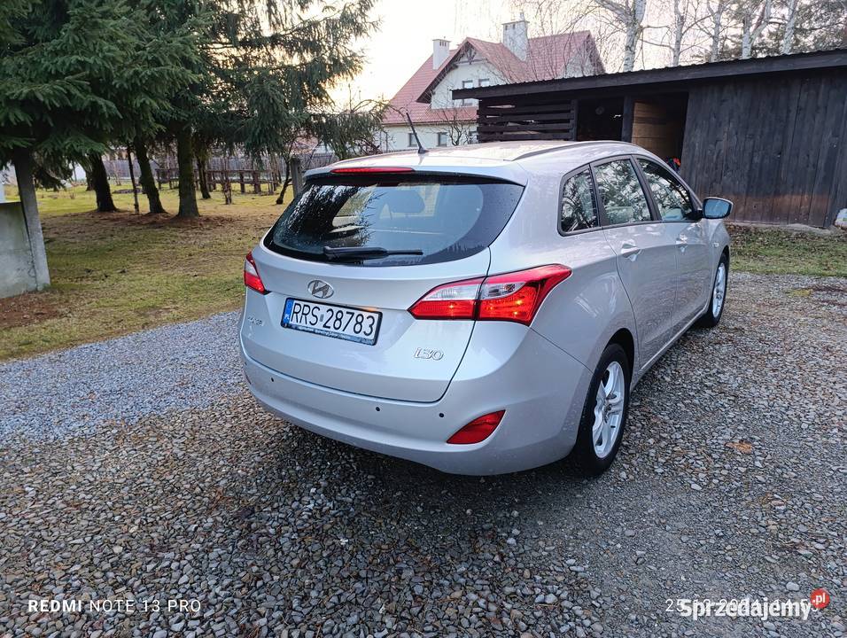 Hyundai I30 dwustrefowa klima stan wymianie czujnik parkowania Warszawa