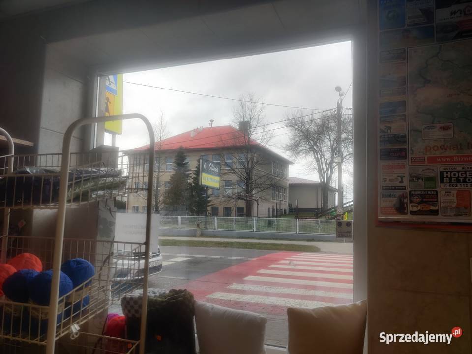 Lokal użytkowySadów ruchliwej drodze Sadów