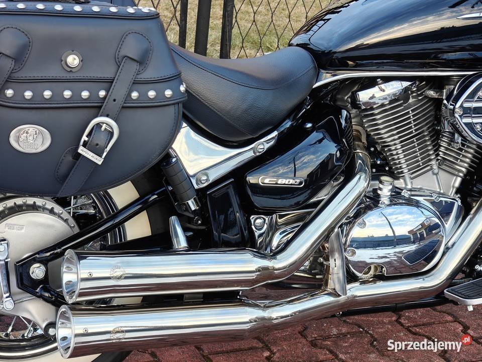 Suzuki C 800 VL 800 Intruder RATY TRANSPORT Motoryzacja małopolskie Libiąż