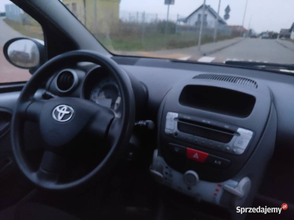 10 benzyna klimatyzacja elektryka opony zimowe sprzedam