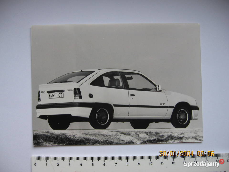 OPEL Kadett GT stara fotografia GM PRL auto